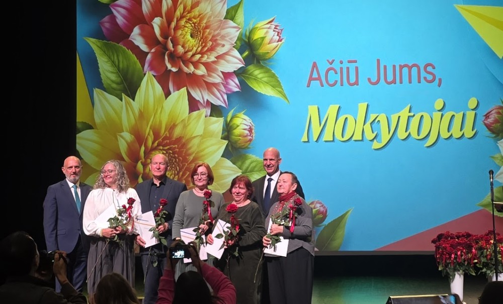 Sveikinimai mokytojoms